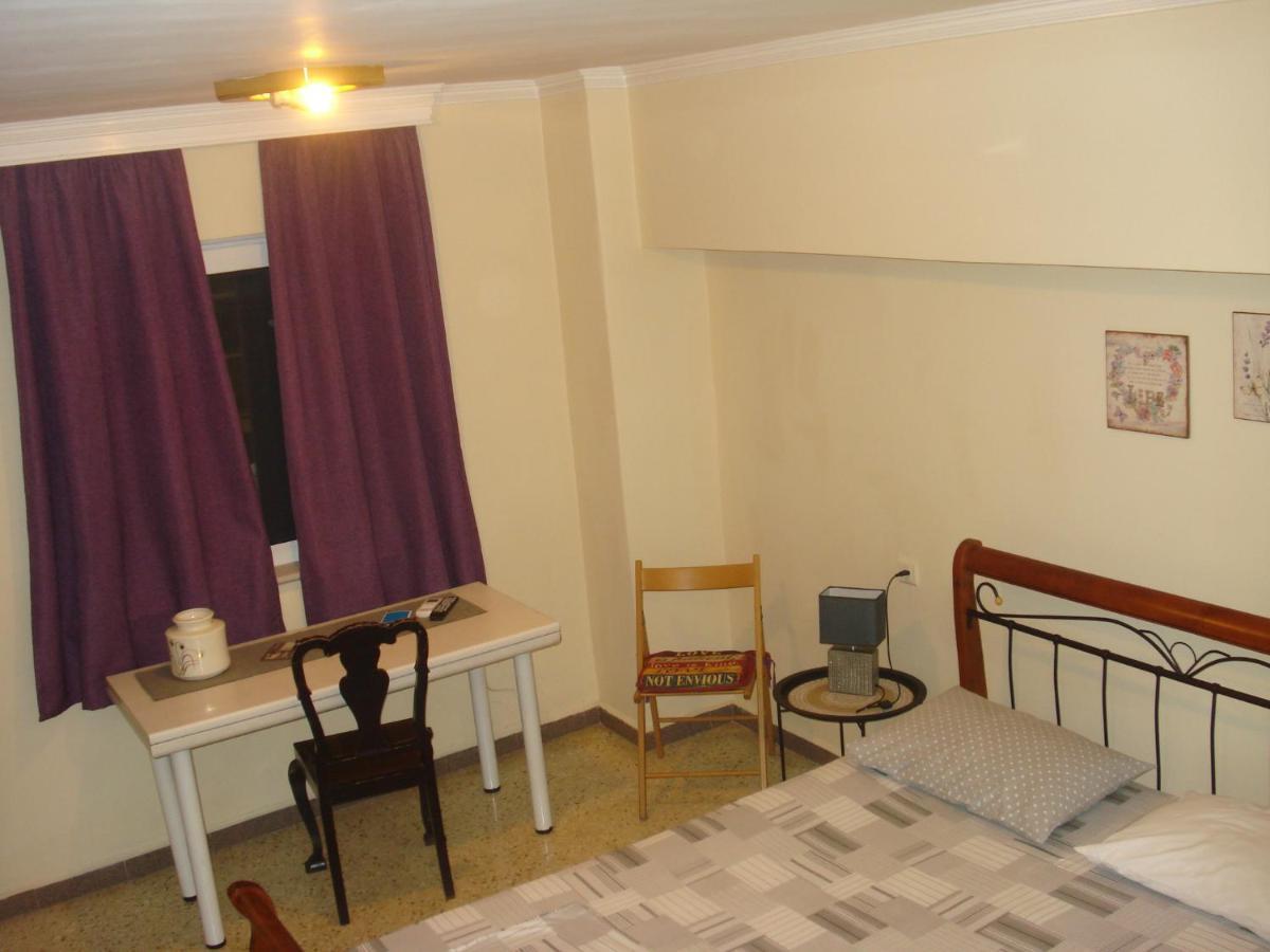 Appartment city center Патра Екстериор снимка