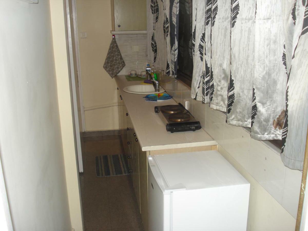 Appartment city center Патра Екстериор снимка