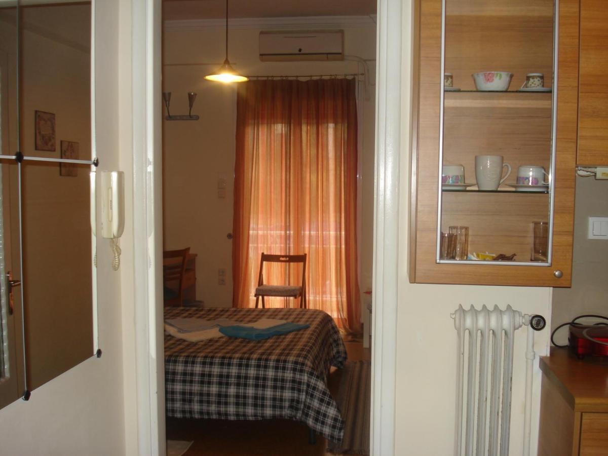 Appartment city center Патра Екстериор снимка